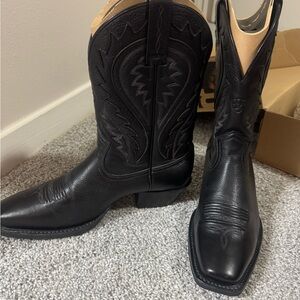 Ariat Black Leather Cowboy Boots (legend Phoenix)